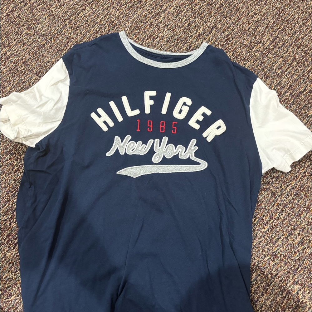 Tommy Hilfiger Graphic T shirt